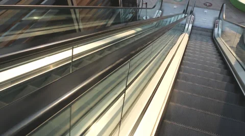 Escalator Stock-Footage 35051025