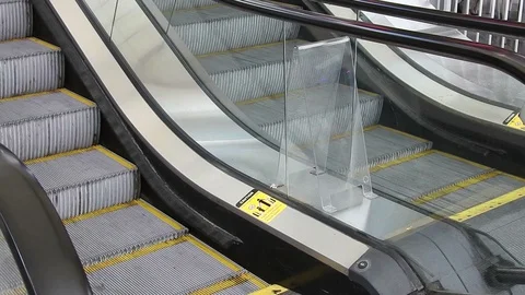 Escalator 動画素材 89873958