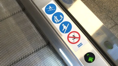 Escalator FULL HD. Stock Footage 88682113