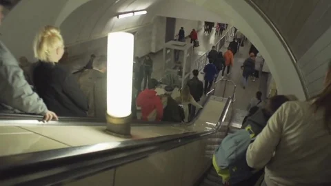 Escalator metro Stock Footage 69222614