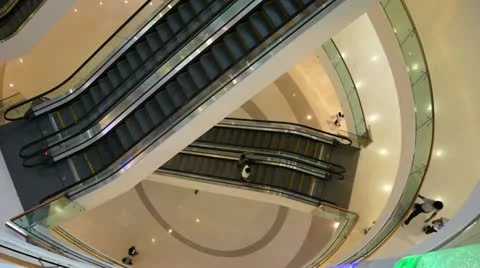 Escalator in a Shopping Mall Vídeos de archivo 12300579