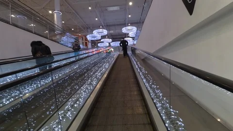 Escalator in shopping mall Stock Footage 100020448