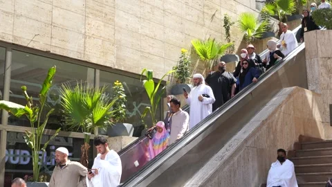 The escalator stairs to the upper and lower floors of the Grand or GreaMosque. Stock Footage 277104986