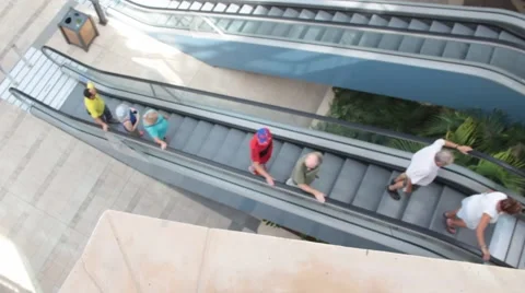 Escalators in a shopping mall Stock Footage 43624621