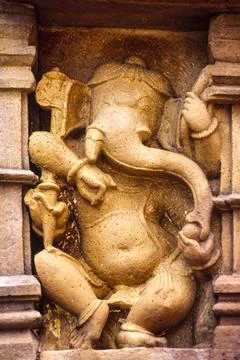 Escultura del dios Ganesh en el templo Chandella Kandariya Mahadeva(s.XI). Kh Stock Photos