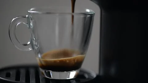 Espresso brewing closeup. Video stock 167899026