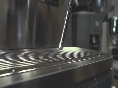 Espresso machine steaming Stock Footage 77317220