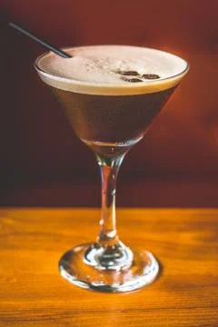 Espresso Martini made from Vodka, kahlua and espresso served in a martini gla Foto stock