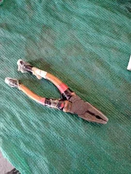 The Essential Precision of Electrical Wire Cutters for Every project Stock Photos