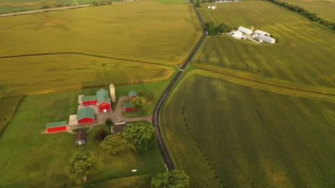 Establishing shot of American countryside. Video stock 138858905