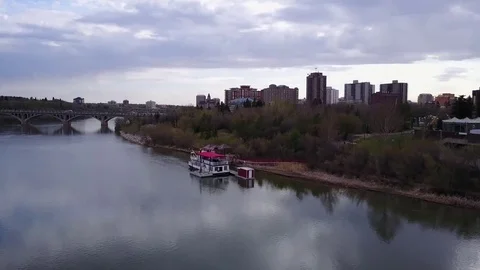 Establishing shot of bridge Stock Footage 77712738