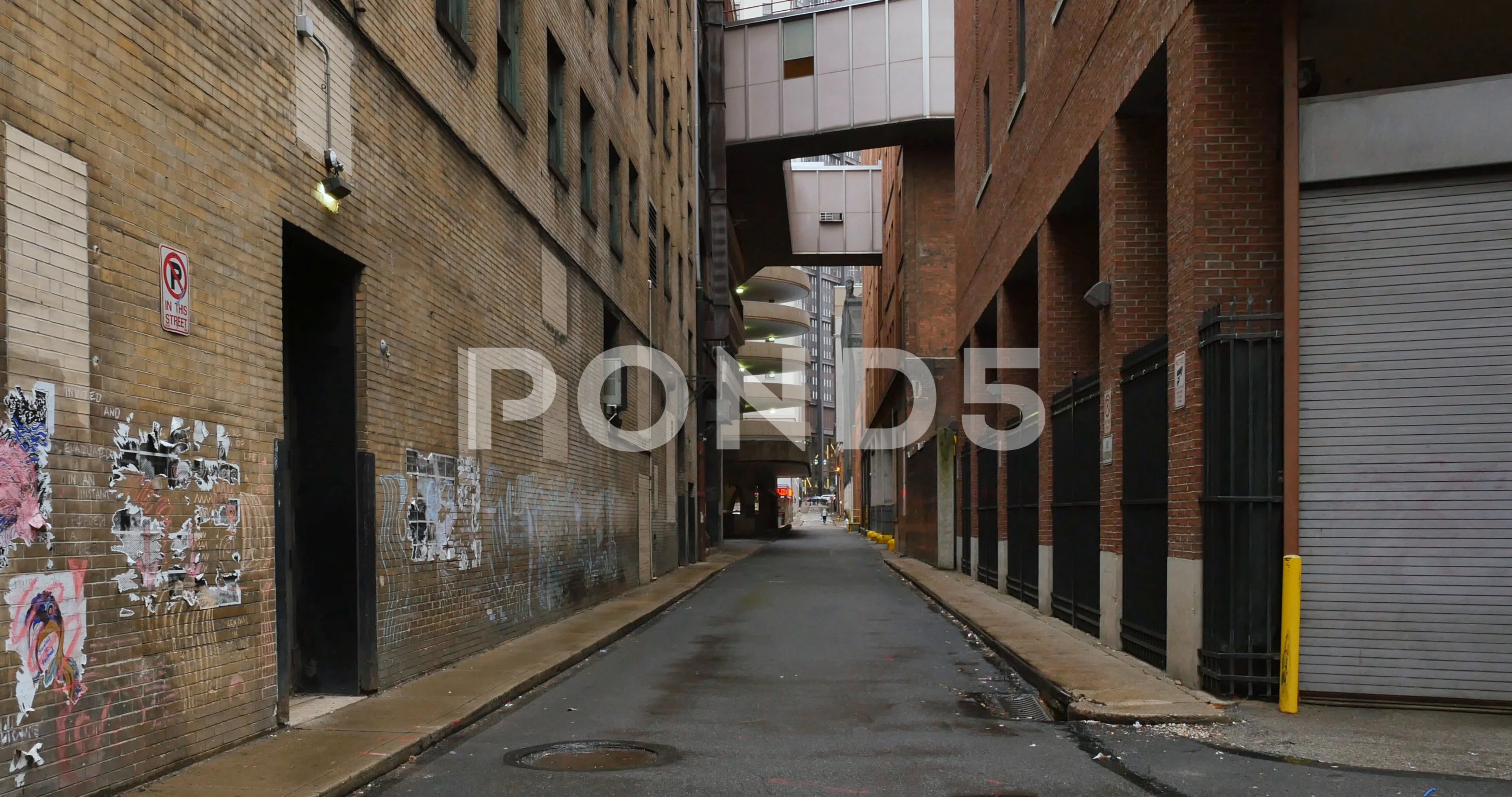 Establishing Shot Of Empty Alleyway In A Stock Video Pond5