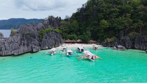 Establishing Shot Of Smith Point Beach - Coron Palawan Philippines Vídeo Stock 331119404