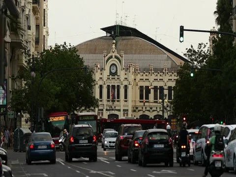 Estacio Del Nord Train Station with City Traffic Video stock 80269635