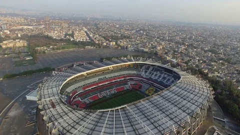 Estadio azteca drone flying over Ciudad de Mexico Vidéo 74631623