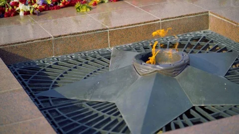Eternal Flame memorial monument. Fire burns in memory of millions fallen people. Video stock 110574441
