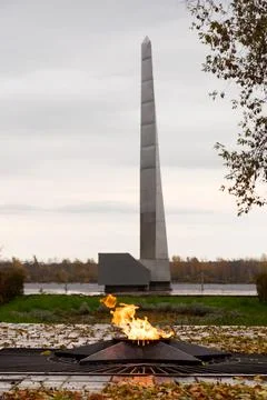 Eternal flame in memory of the fallen wars in the great Patriotic war in the  Stock Photos