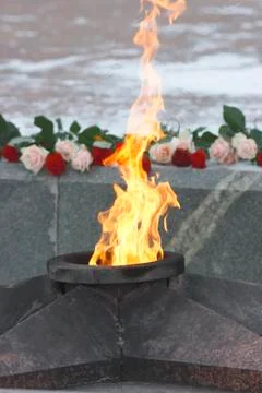 Eternal flame in the winter Stock-Fotos