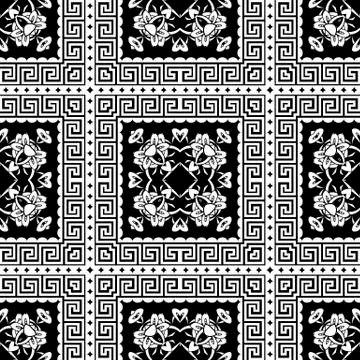 Ethnic greek seamless pattern. Vector black and white vintage background. Repeat Illustrazione stock