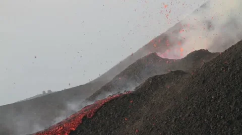 Etna eruption 2014 库存影片 42262889