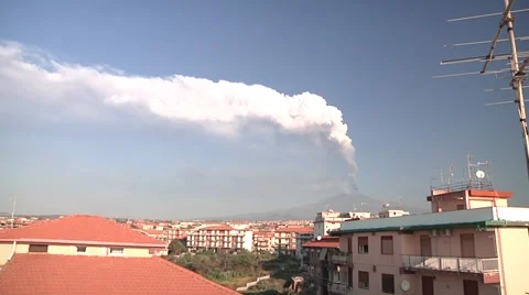 Etna eruption. 26 oct 2013 Stock Footage 32219875