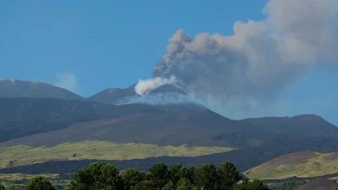 Etna volcano eruption Stock Footage 156894890