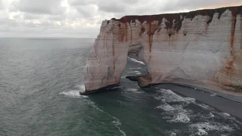 Etretat cliff-arc pull-away Stock Footage 141302752
