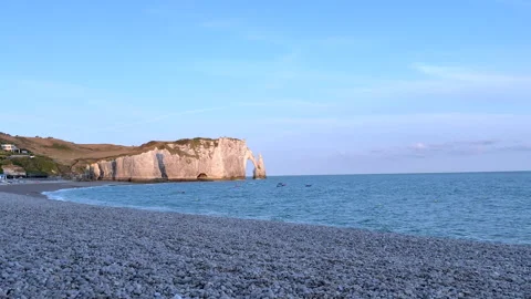 Etretat Cliffs at Sunrise, Static Shot, Calm Sea, Normandy France Stockbeeldmateriaal 345118569