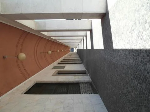 EUR: arcade Фото