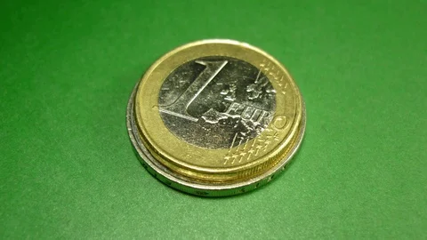 EURLoop Stock Footage 129910200