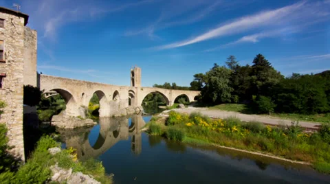 European Stone Bridge in Timelapse with Clouds Overhead Video stock 34204471