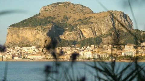 European town to greenery focus pull Stock Footage 89759400