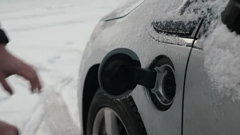 EV car snow Vídeos de archivo 270228157