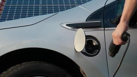 EV solar panels Stockbeeldmateriaal 285672695