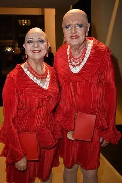  Eva &amp; Adele bei der 27. Festlichen Operngala 2023 für die Deutsche Aids S.. Stock-Fotos