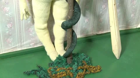 Eve and the Serpent 動画素材 12664559