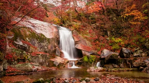 Even more beautiful in autumn, Bangtaesan mountain Waterfall 스톡 동영상 145569853