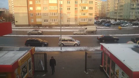 Evening bustle on the street Vidéo 101429499