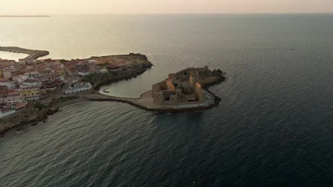Evening Coming Over The Beatiful Castle In Italy Stock Footage 283984662