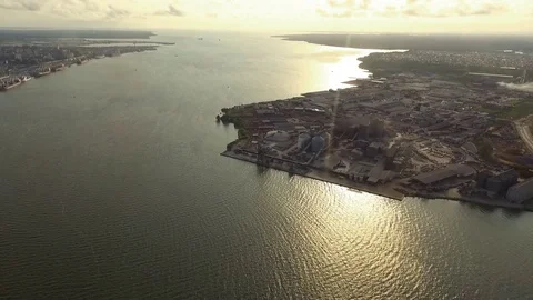 Evening on Douala deido and Bessengue bridge Stock Footage 80902342