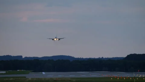 Evening landing approach Stock Footage 270144218