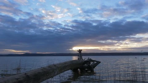 Evening light with clouds and sunset at Ammersee, Bavaria, Germany Stock-Footage 171344982
