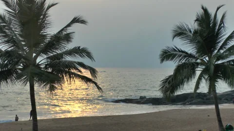Evening on the ocean coast, Stock Footage 39370746
