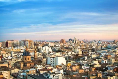 Evening panoramic view of Valencia from a tower of Valencia cathedral, Spain. Foto stock