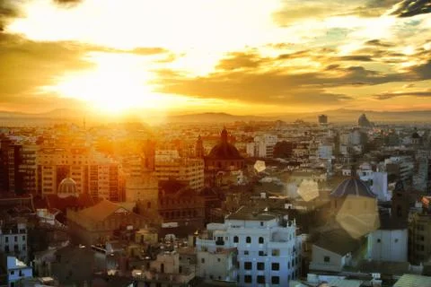 Evening panoramic view of Valencia from a tower of Valencia cathedral, Spain. Foto stock