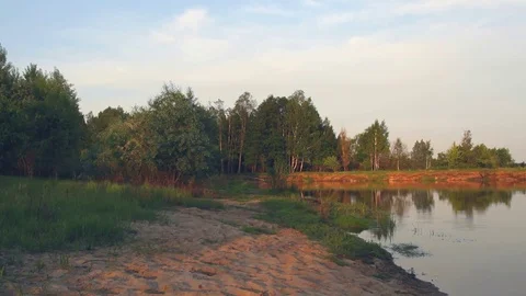 Evening on a river Video stock 70363126