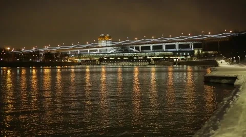 Evening river in the winter city Stock Footage 46352498