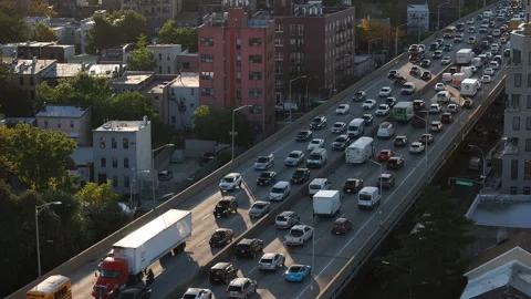 Evening rush hour traffic on The Brooklyn-Queens Expressway Stock Footage 254109298
