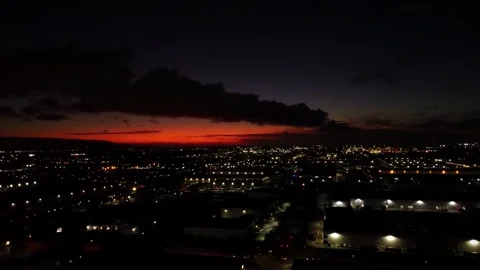 Evening sky at dusk looking at the inner city Видео 263686939