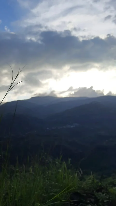 Evening sky serenity  Video stock 281931914